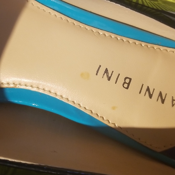 Gianni Bini Jamie009 Colorblock Platform Stiletto - Picture 9 of 9